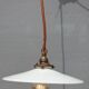 Suspension opaline blanche câble cuivre pailleté