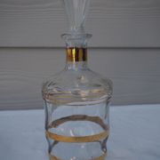 Golden liqueur service from the 1950s-1960s and its 12 glasses.
