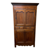 Armoire en noyer d'époque XIX ème
