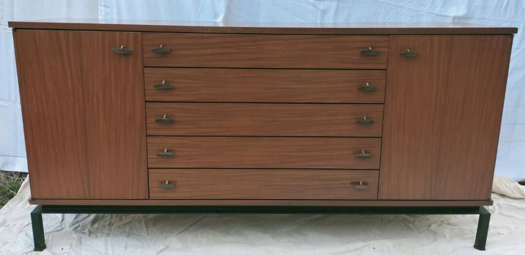 Enfilade by Marcel Gascoin for Alvéole
