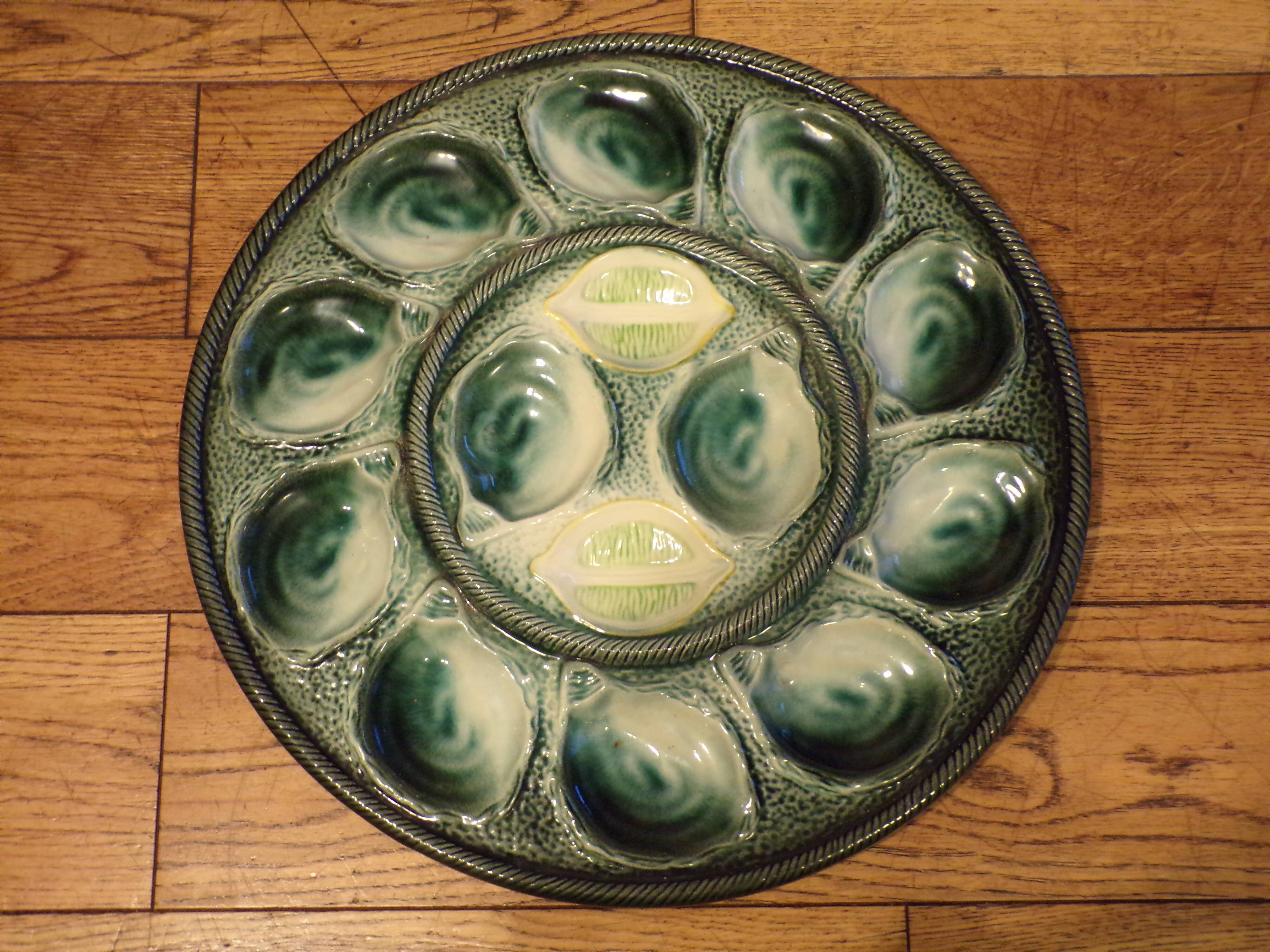 Saint Clément oyster dish in barbotine