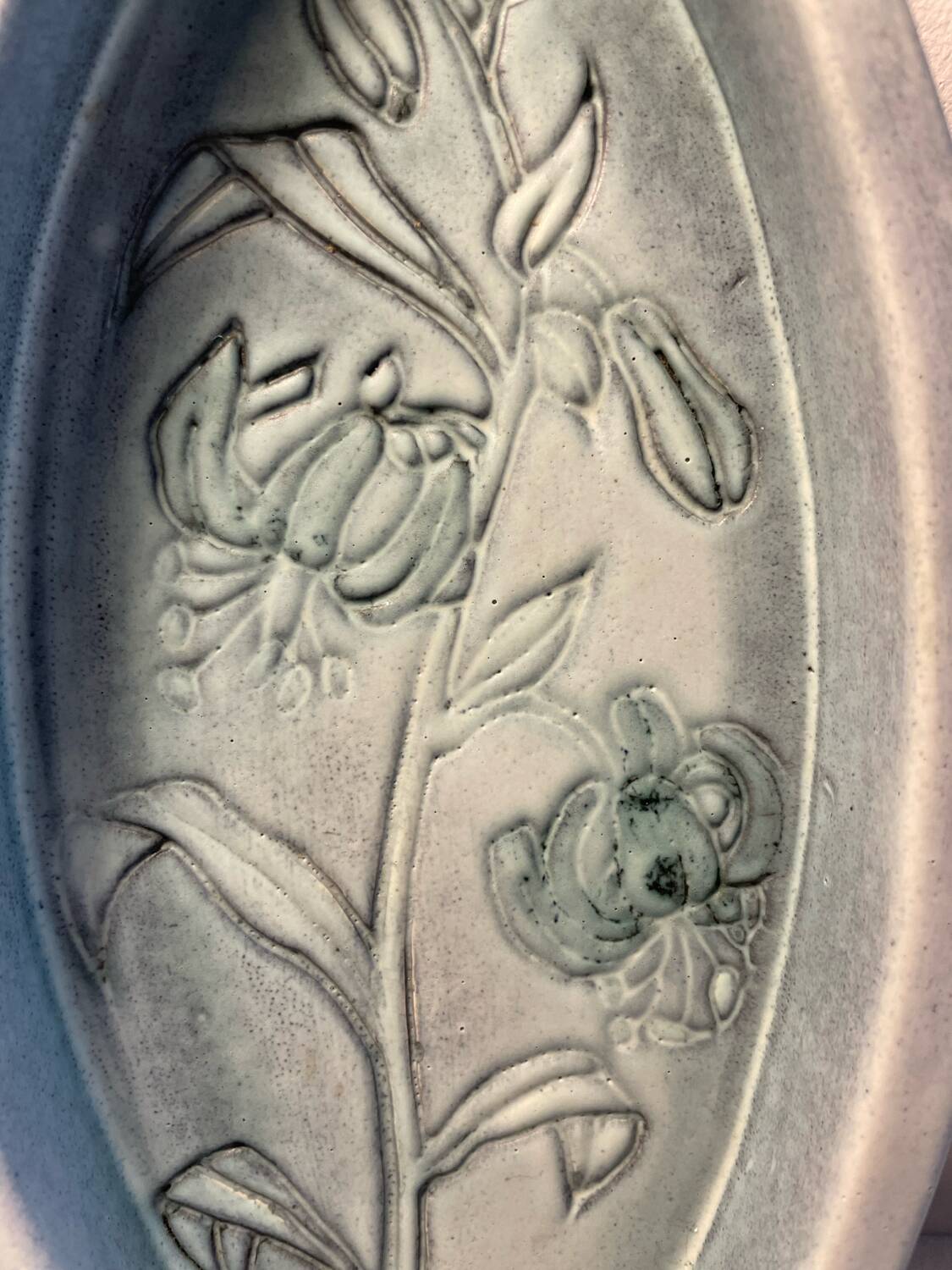 Jolly ceramic dish