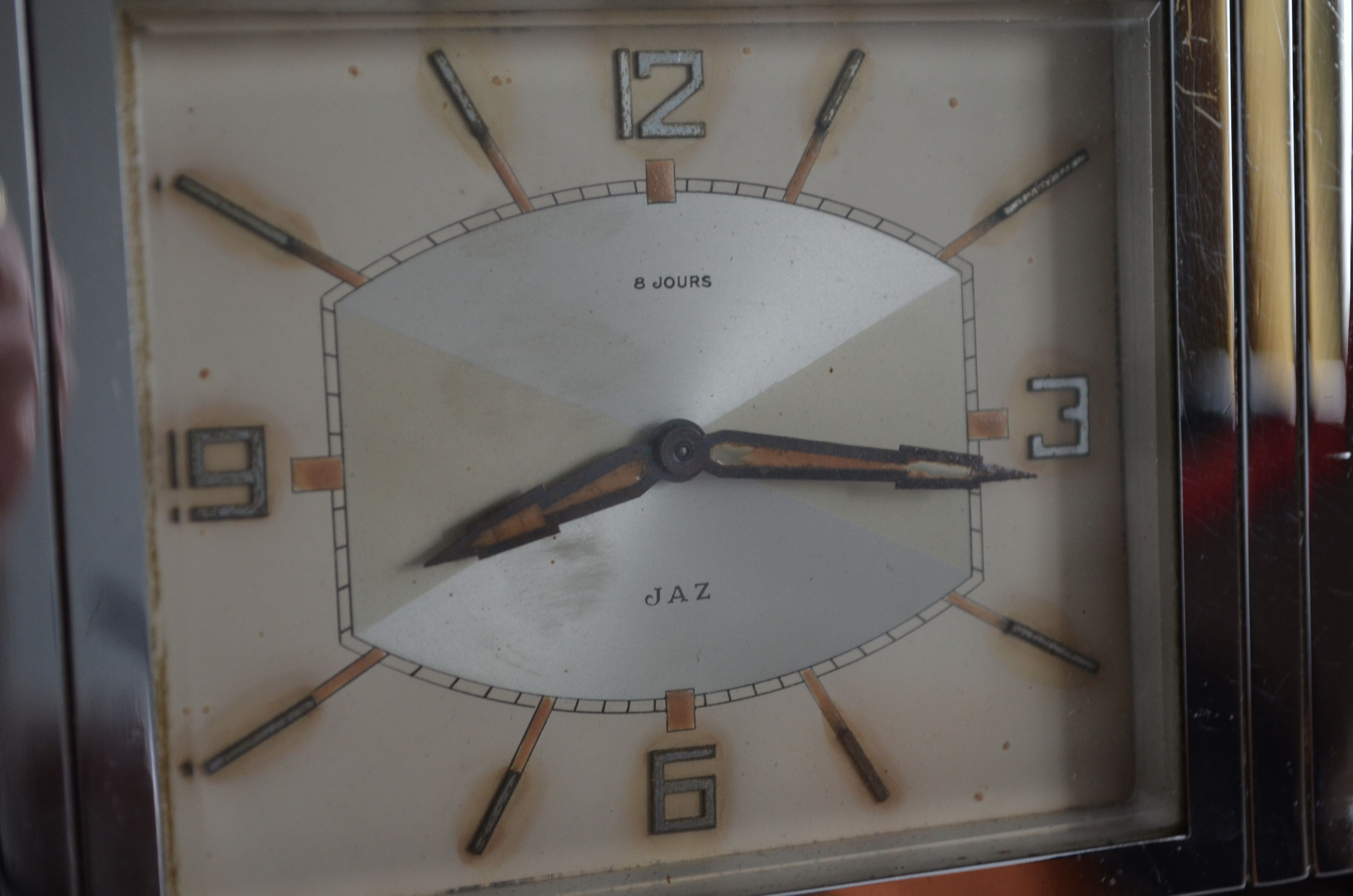 Clock JAZ era art deco