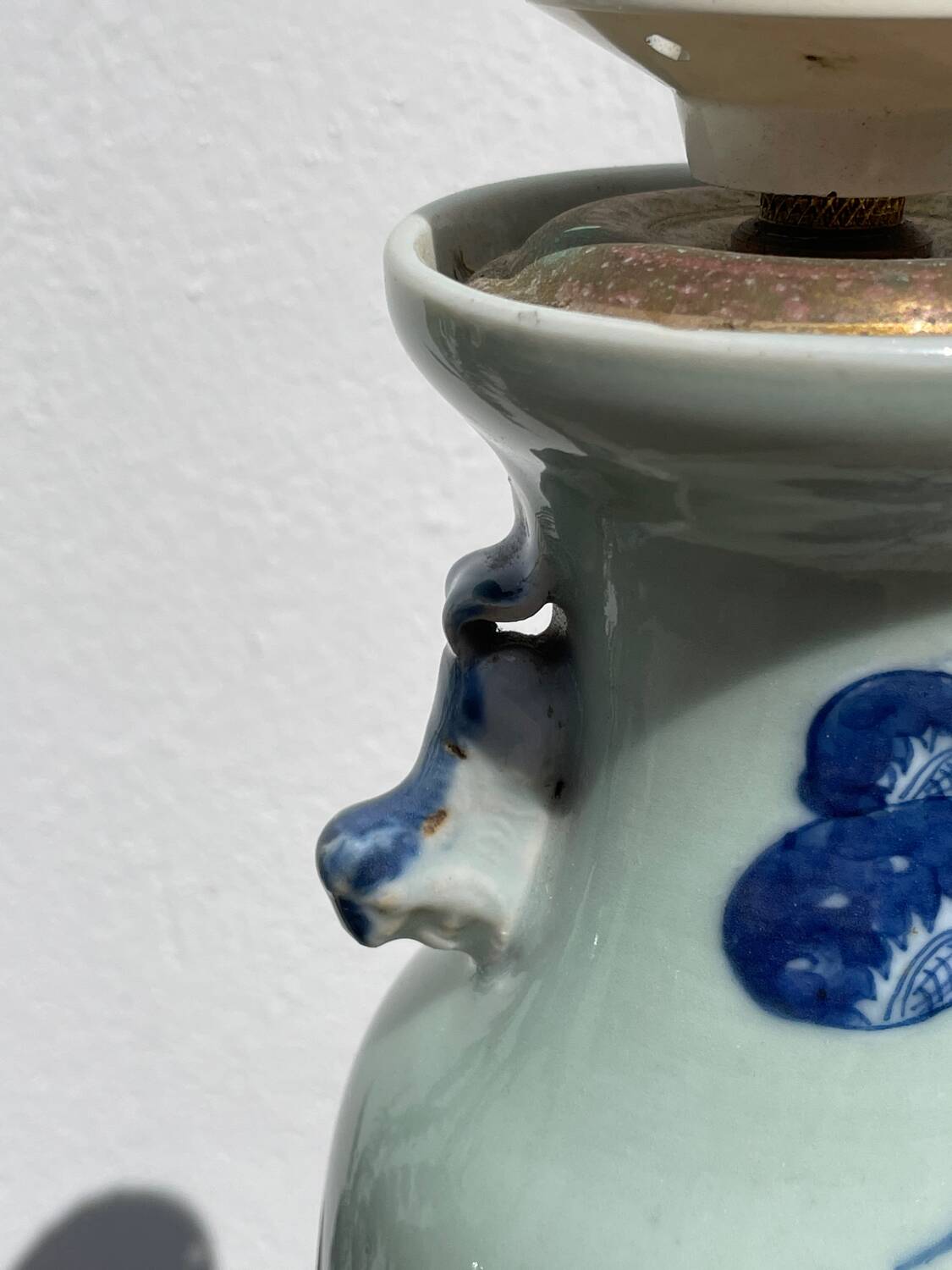 Ceramic lamp base