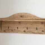 Pallet wall shelf