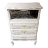 Vintage buffet revamped
