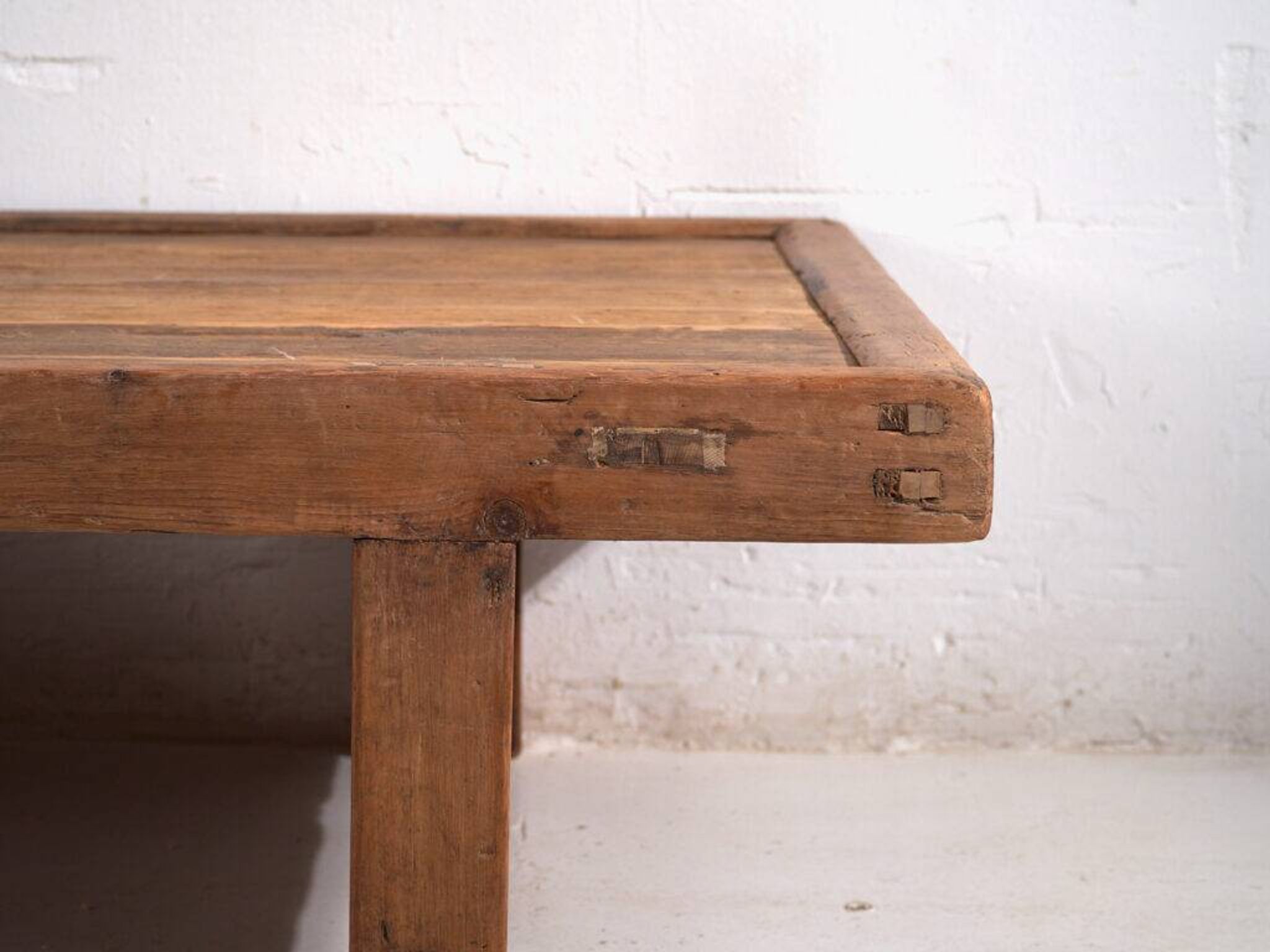Kang table, antique pine wood – China, circa 1930
