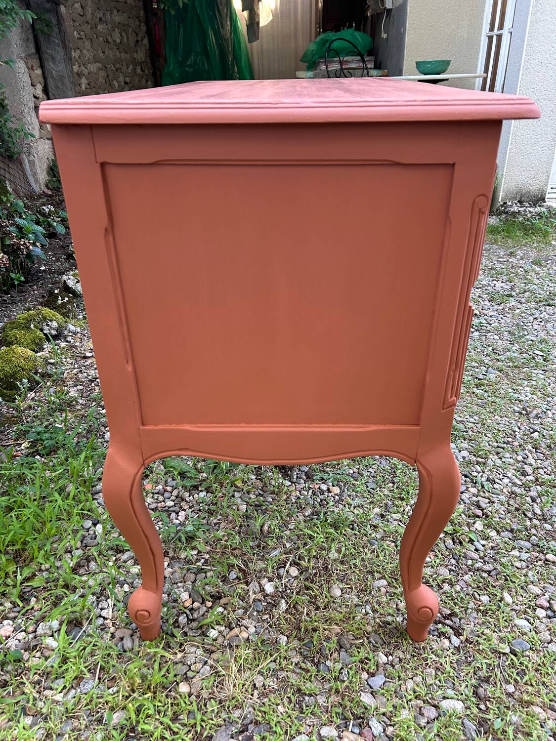 Louis XV chest of drawers