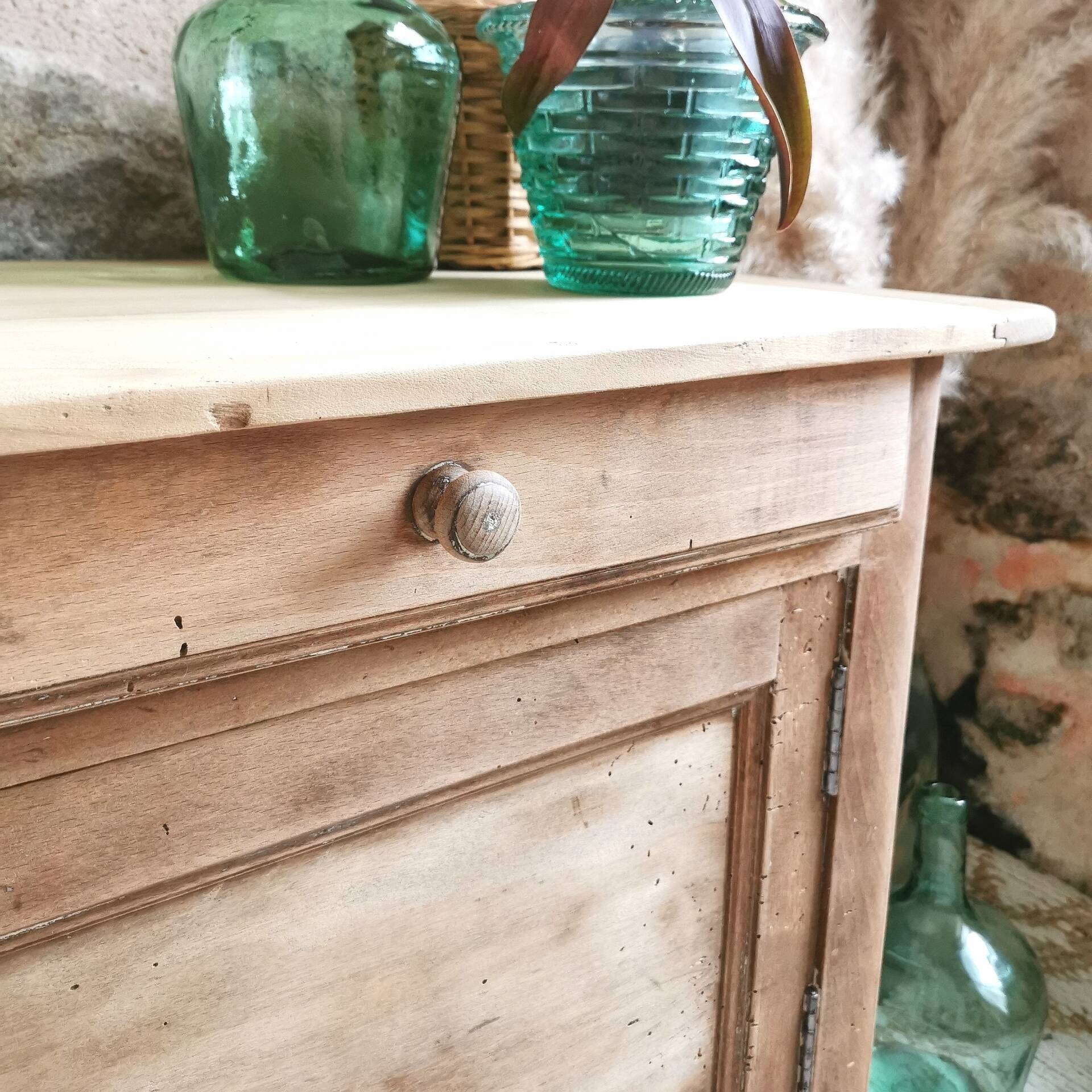 Confiturier, restored mini Parisian buffet