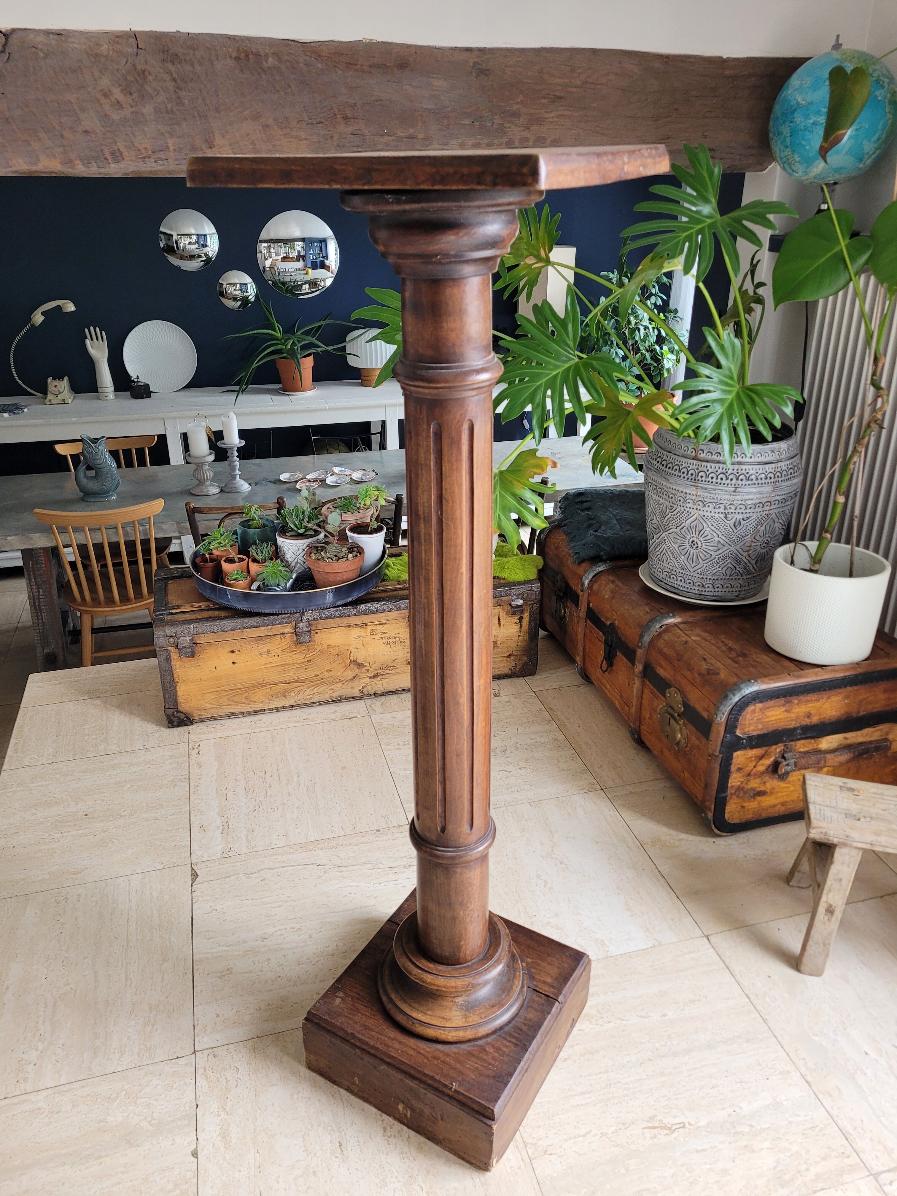 Wooden column