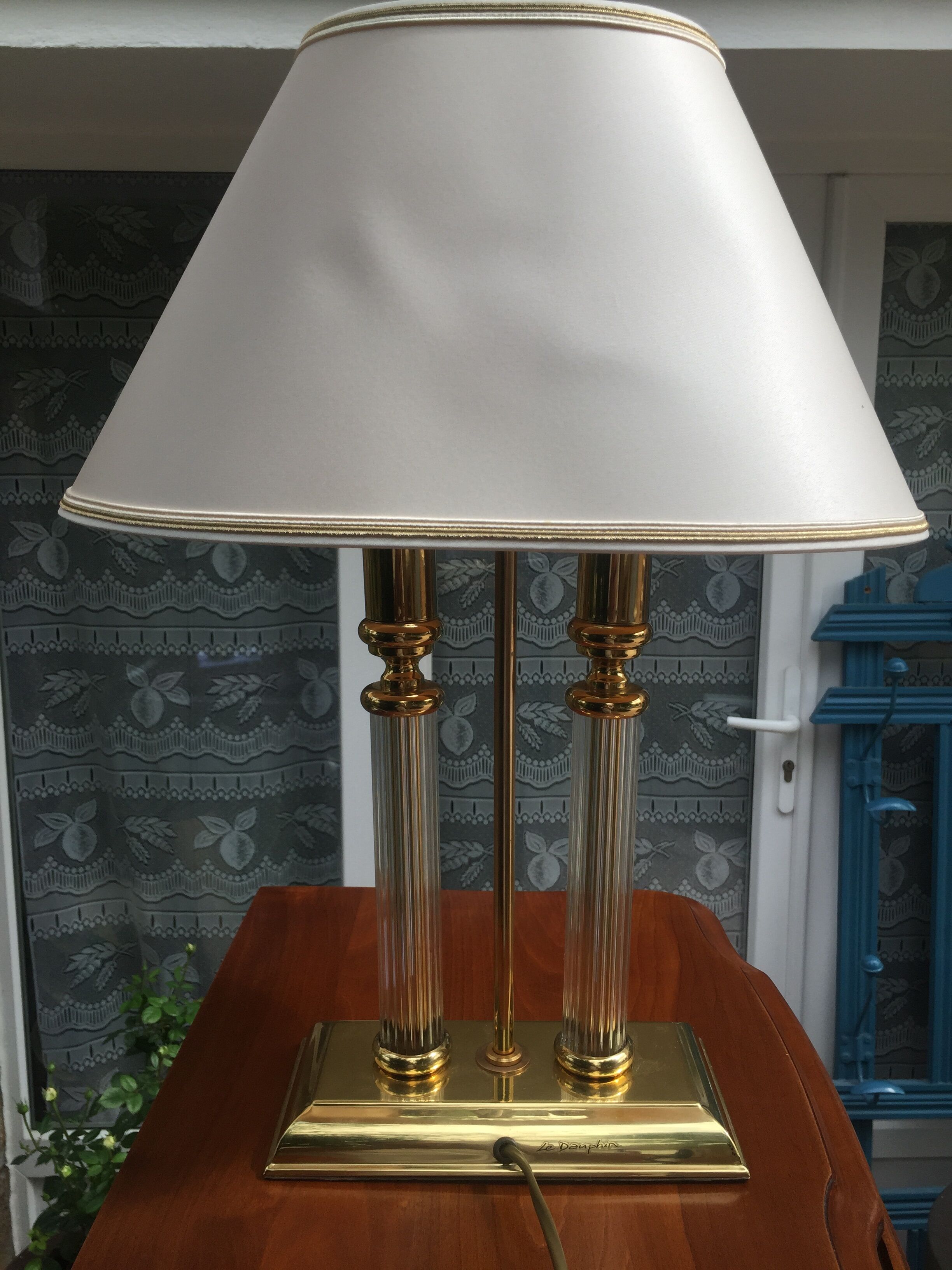 Lampe modèle Lussac de la marque Le Dauphin 1970