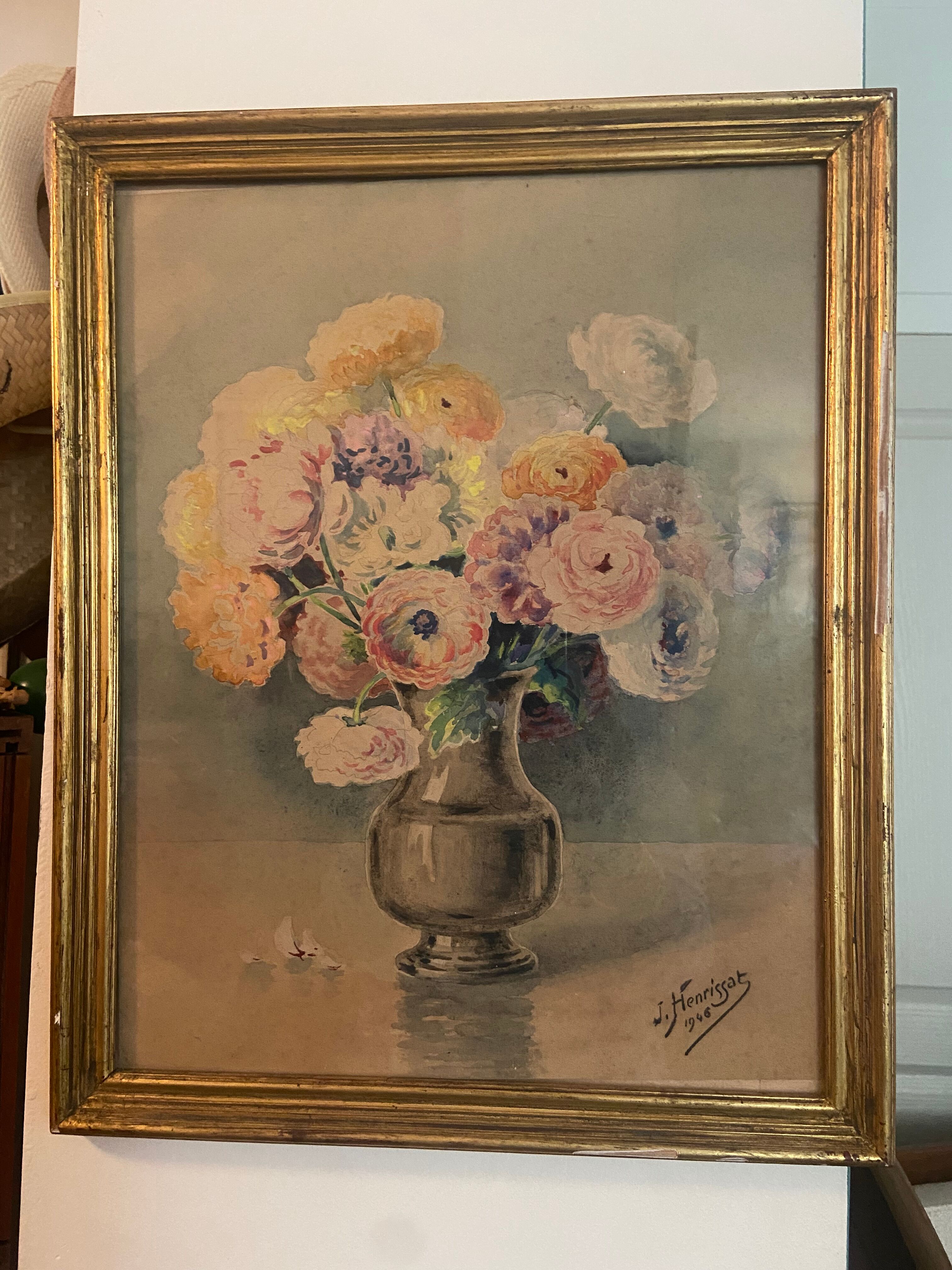 Vintage flower bouquet table