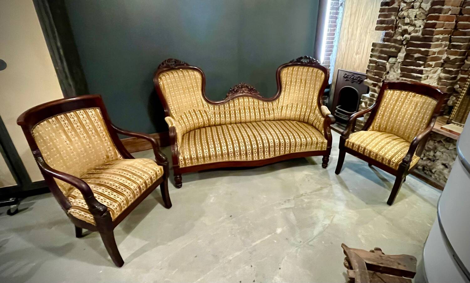 Napoleon III armchair and sofa set