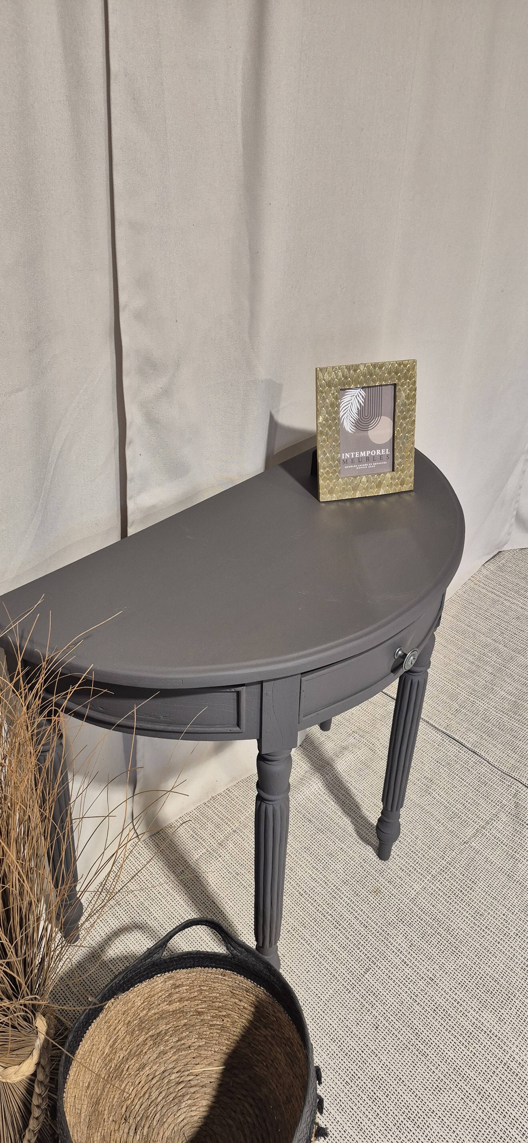 Console Louis XVI