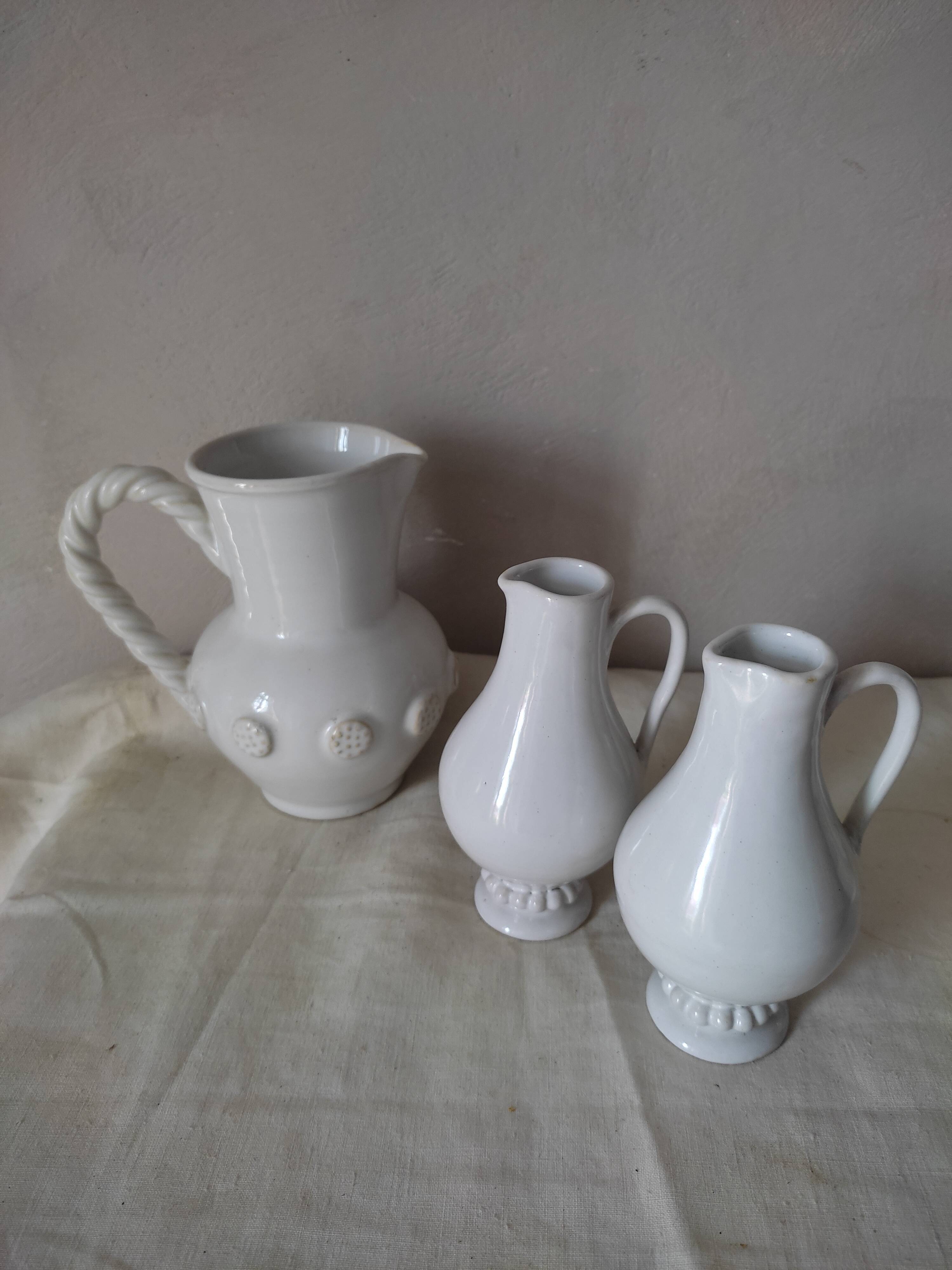 Pitchers Émile Tessier