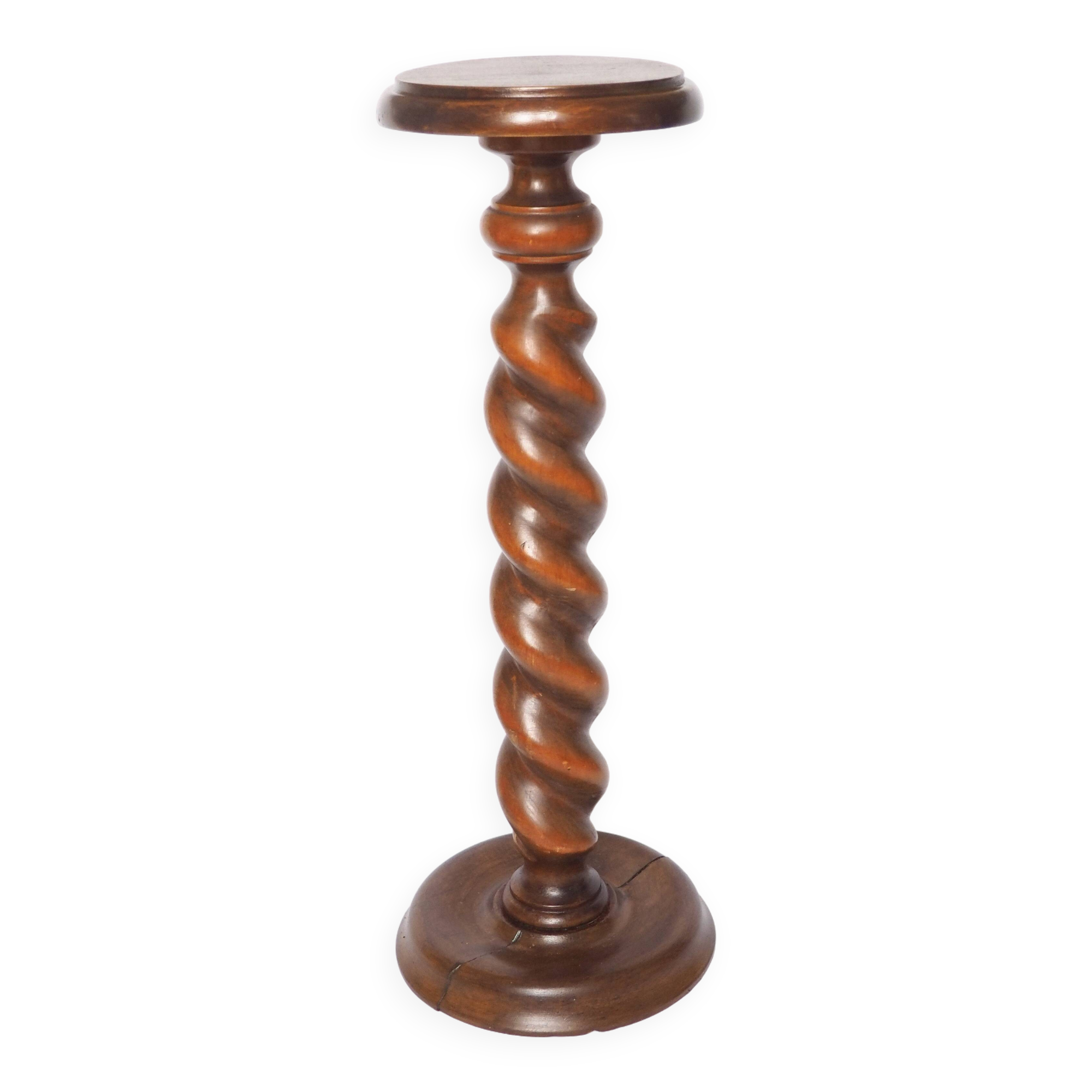 Pedestal column turned wood