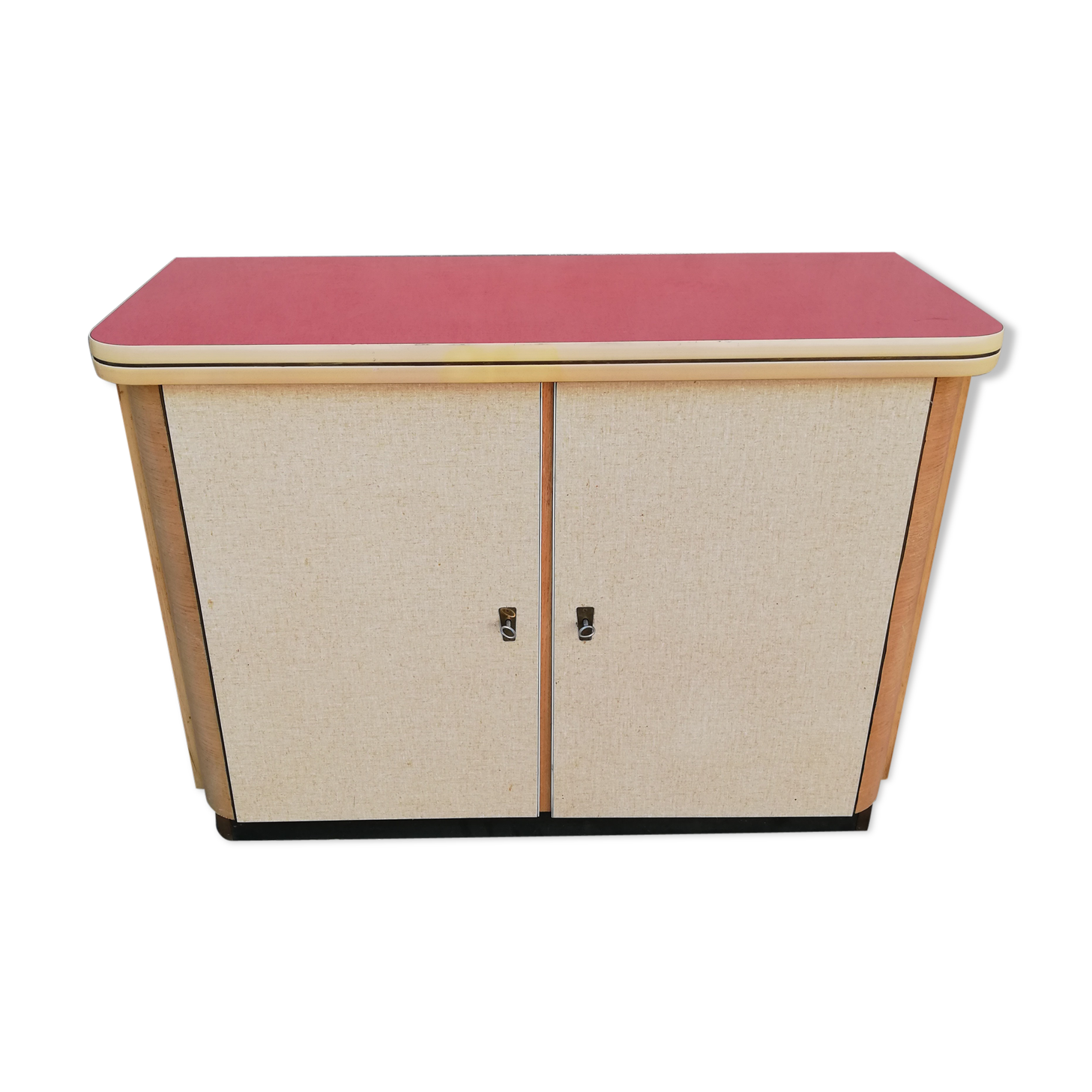 Multicolored buffet formica 50s