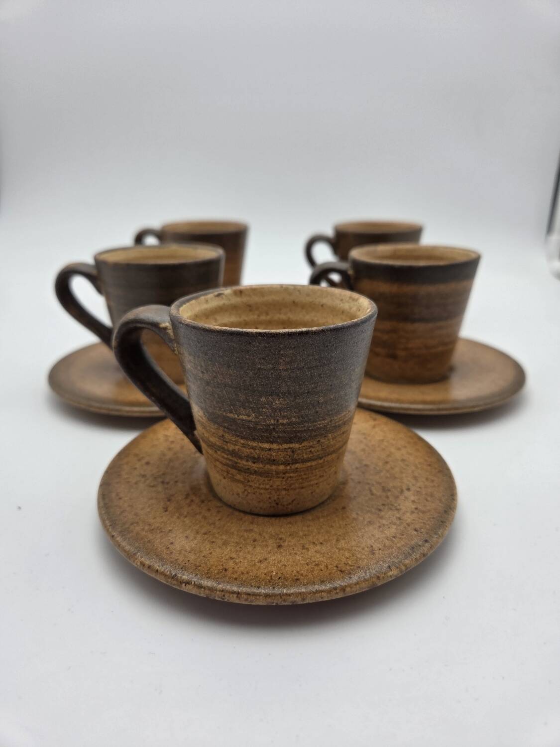 5 vintage ceramic cups