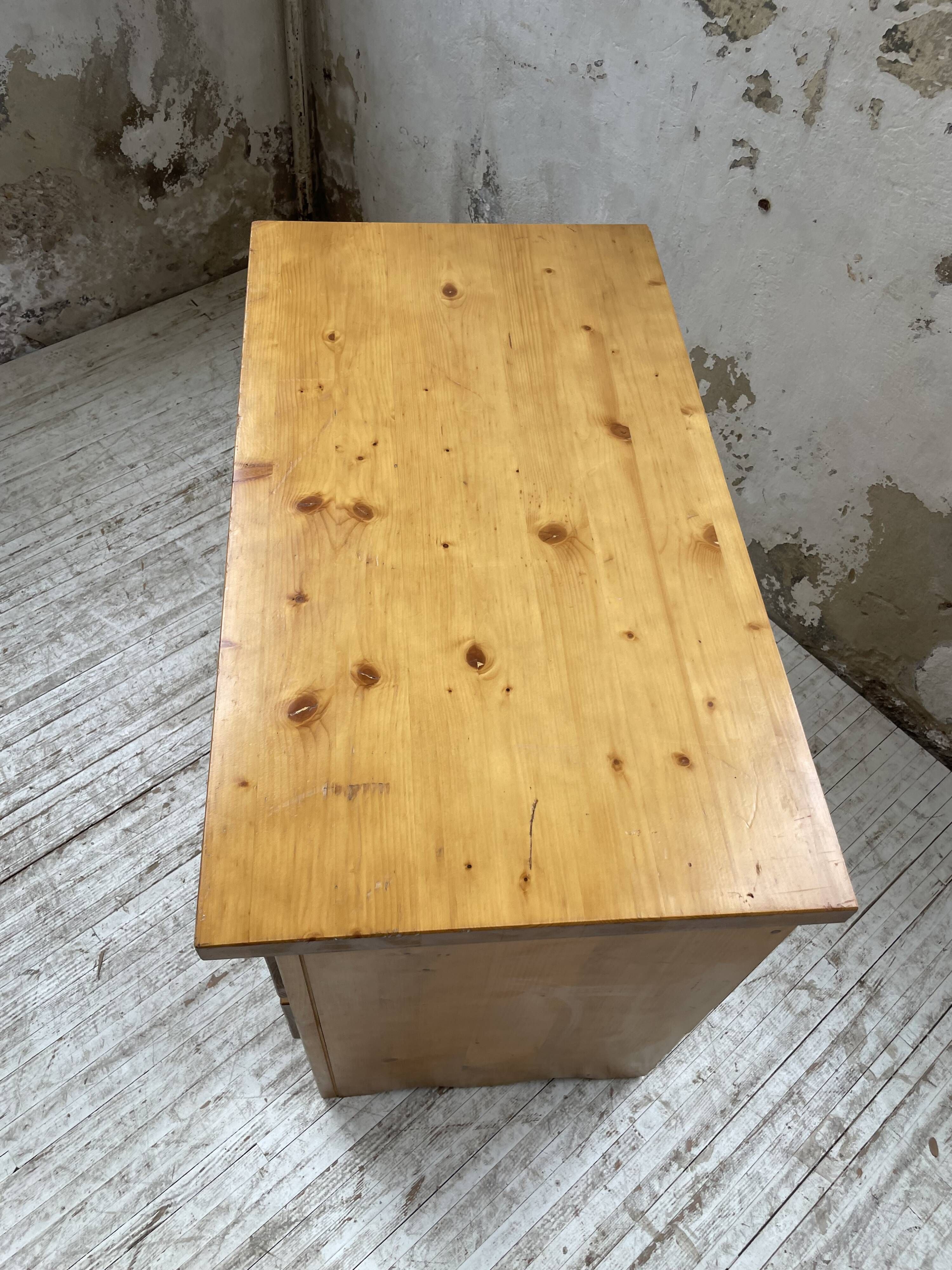 80s pine chest of drawers, mountain furniture