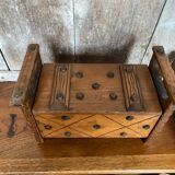 Ancien Pot A Tabac Boite Bois Forme Coffre Moyen Âge Vintage
