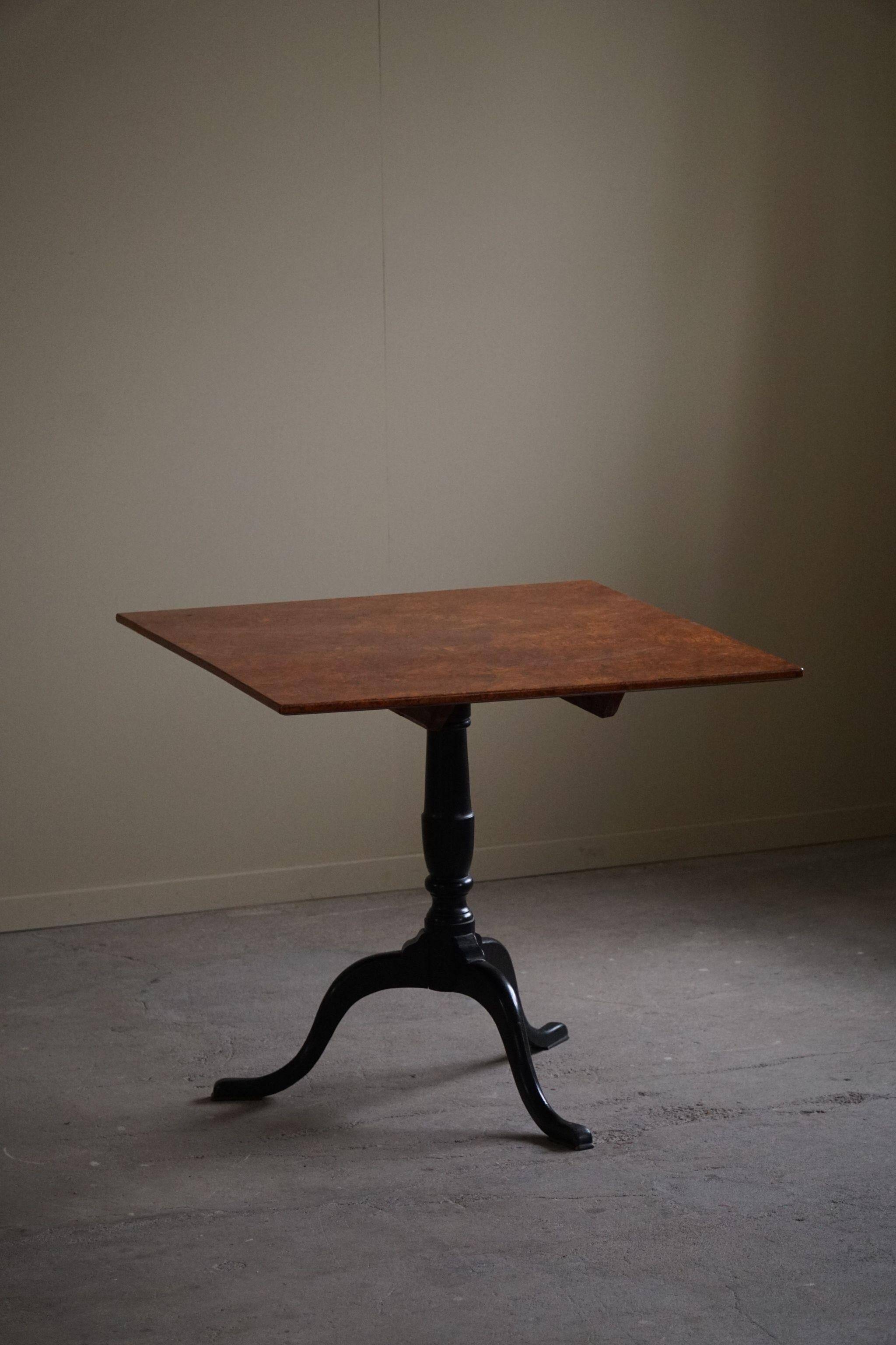 Antique handcrafted square table with drop leaves made of burl wood, Swedish, 19th century.