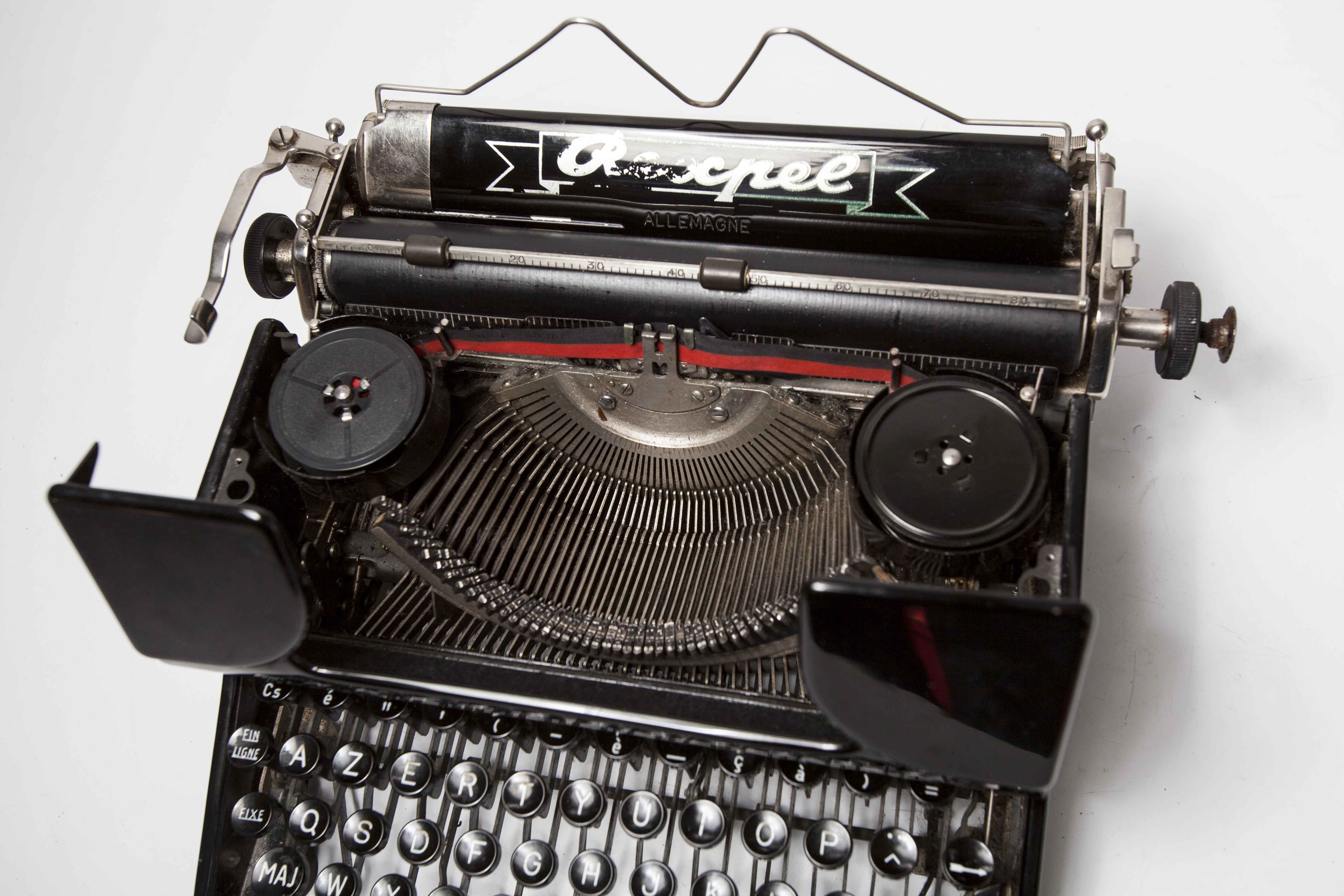 Rexpel Luxe Typewriter Germany 1927