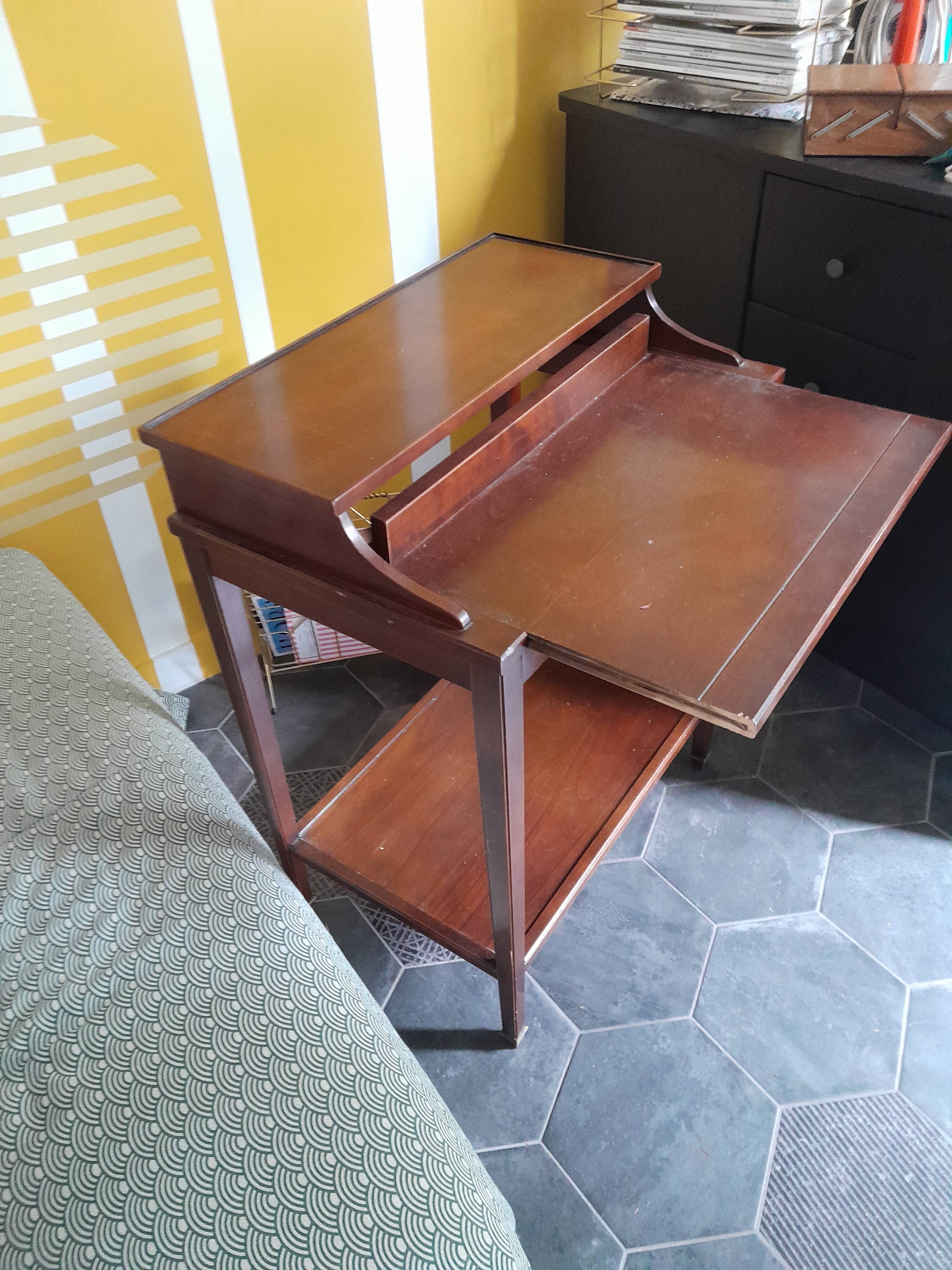 Bureau d’appoint vintage en bois massif – Ateliers Berniolles (Réf. 386)