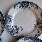 6 flat plates wolf mill blue and white iron earth