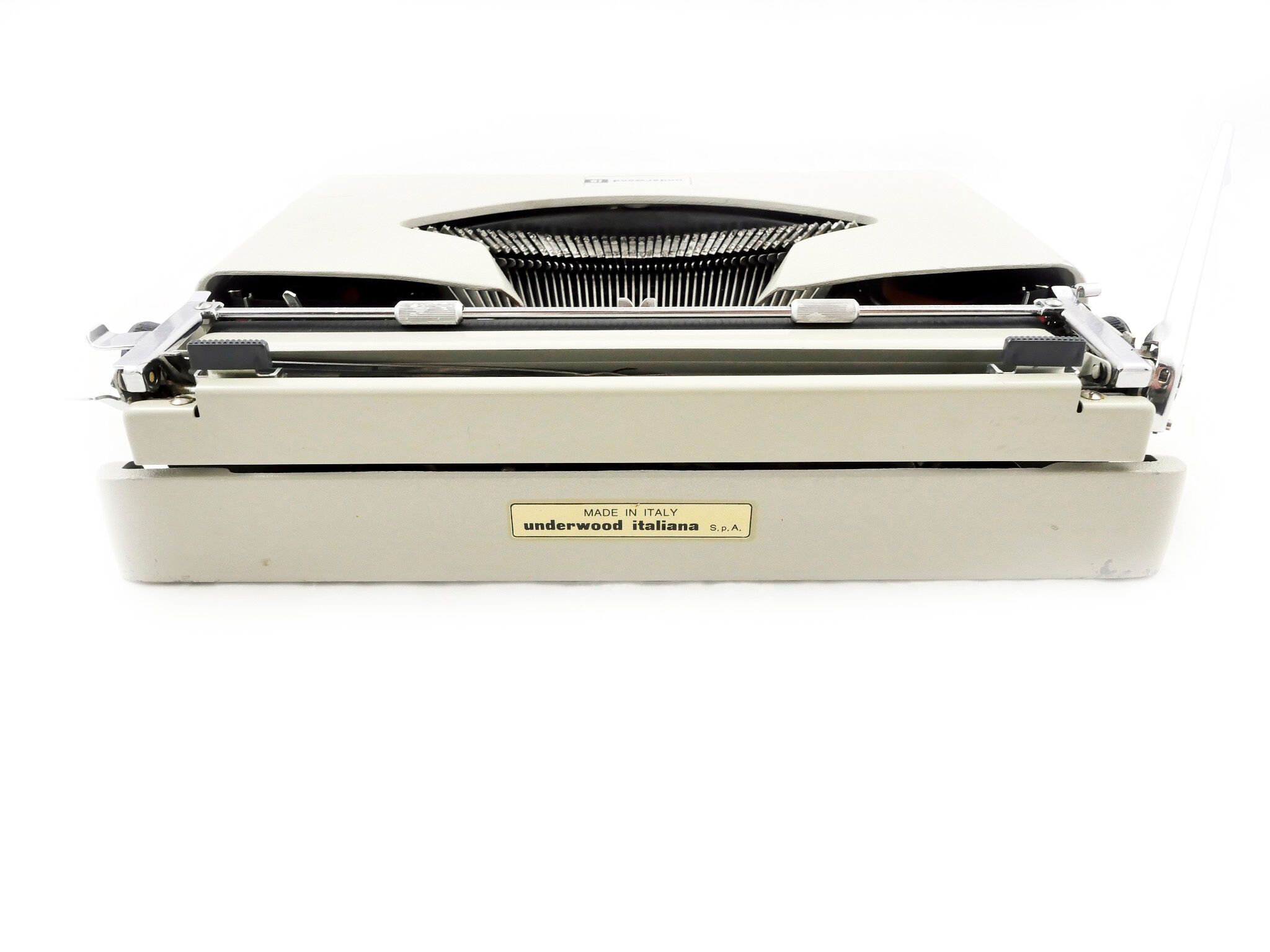 Machine à écrire beige Underwood 18 vintage révisée ruban neuf