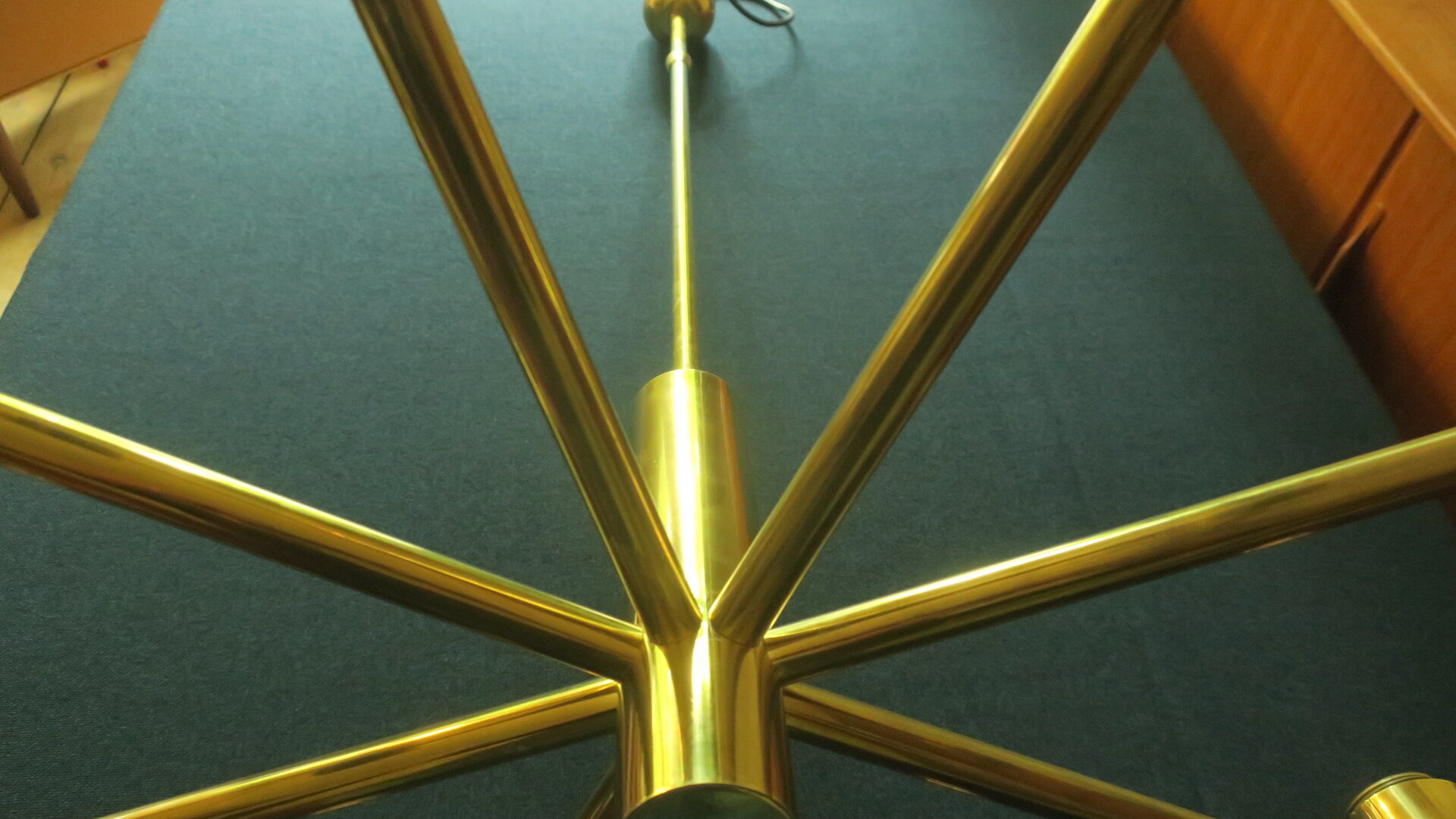 Mid-century 8-arm brass & glass chandelier