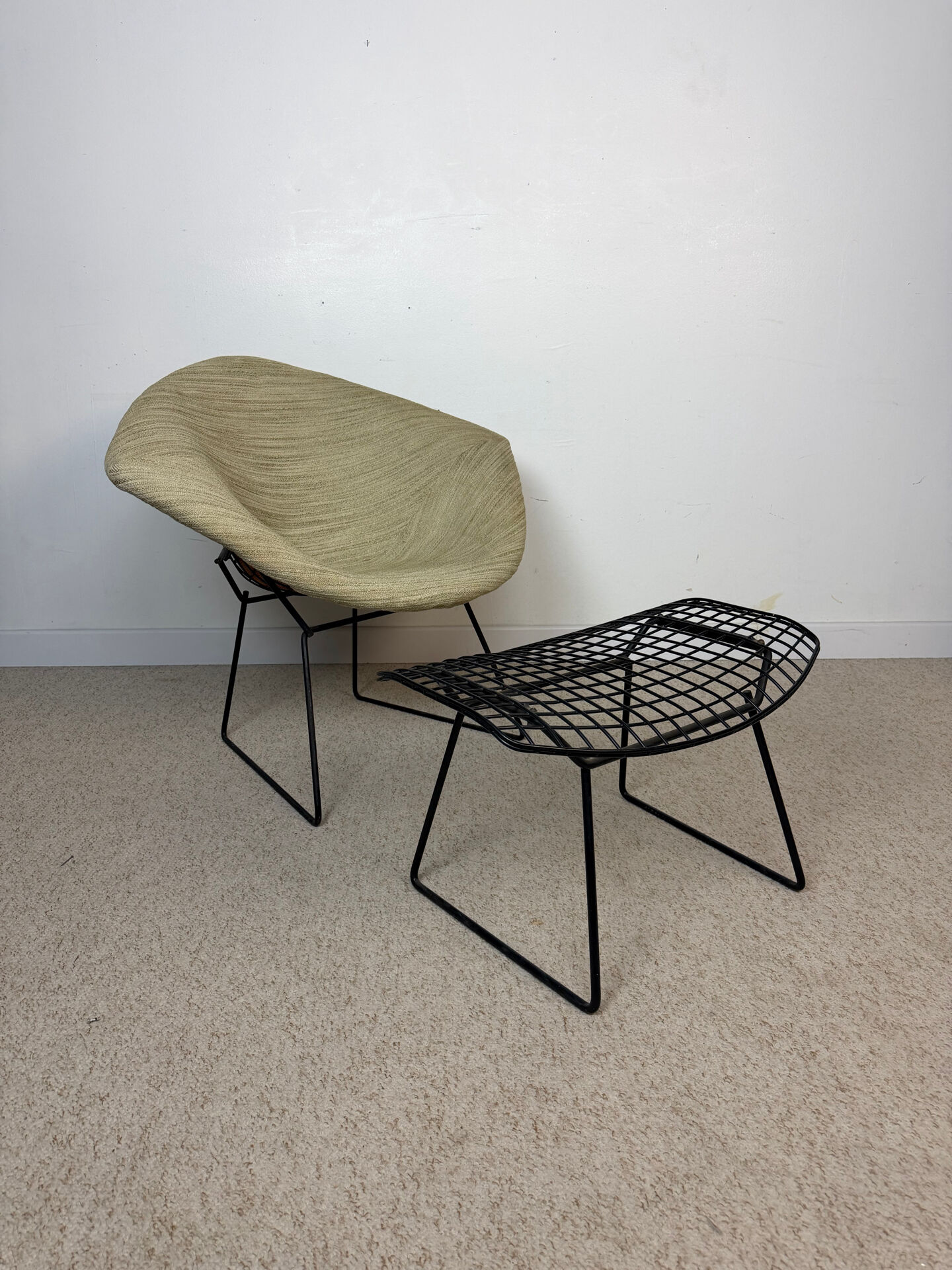 Diamond chair & ottoman by Harry Bertoia for Knoll