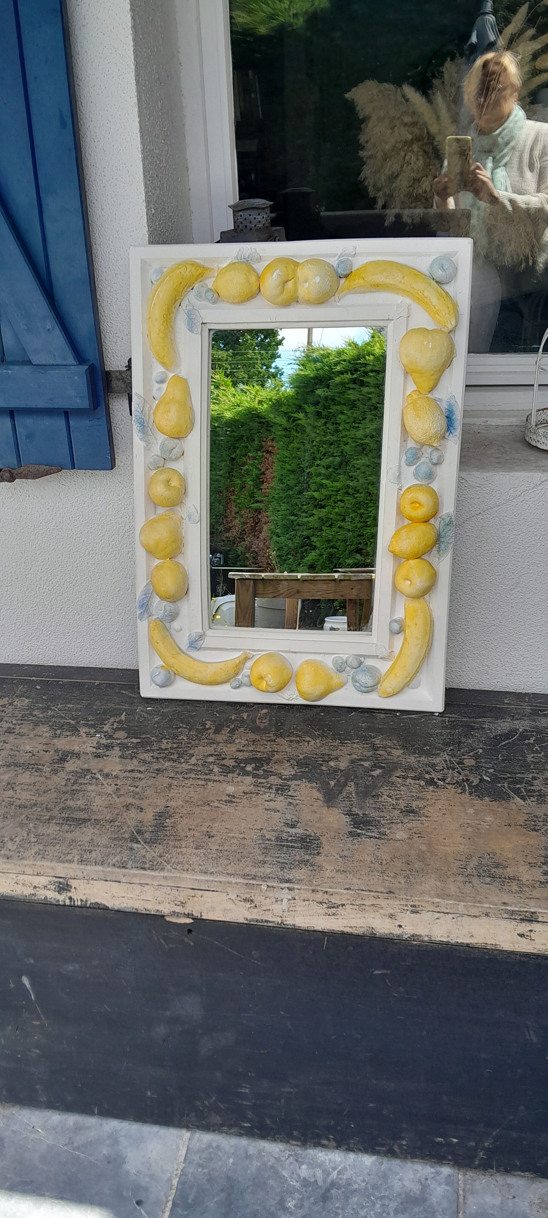 plaster mirror fruit frame