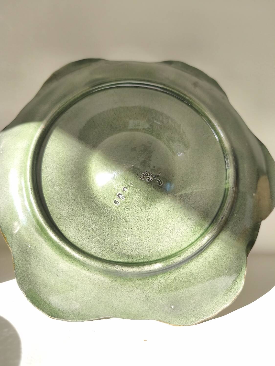 Majolica oyster plate