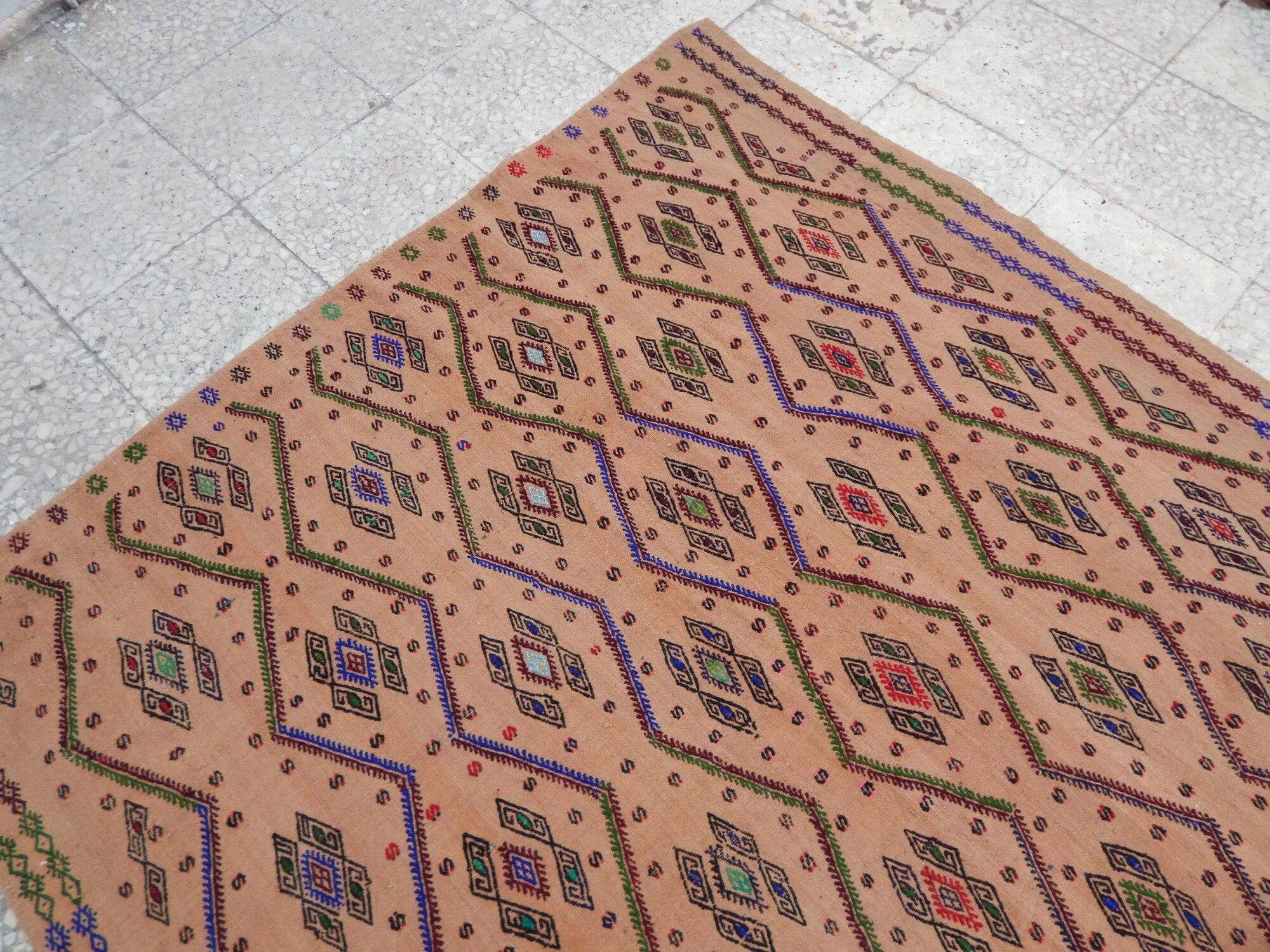 Vintage Turkish kilim, handwoven, 153x287 cm.
