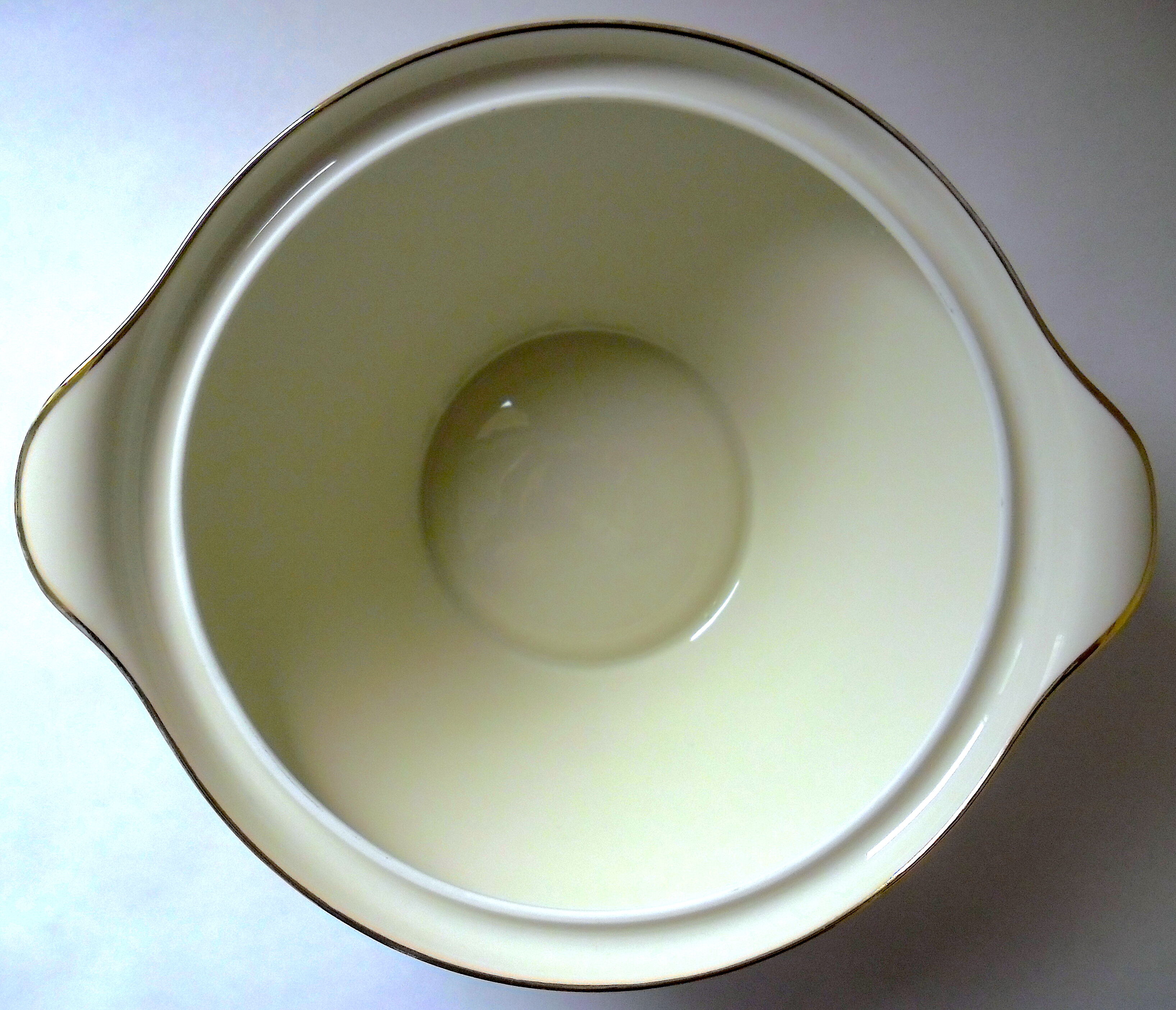 Seltmann-Weiden white and gold porcelain soup kitchen (Bavaria)