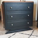 Solid wood chest of drawers