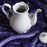 Porcelain coffee maker