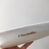 Plat à gâteau décor fait à la main.
