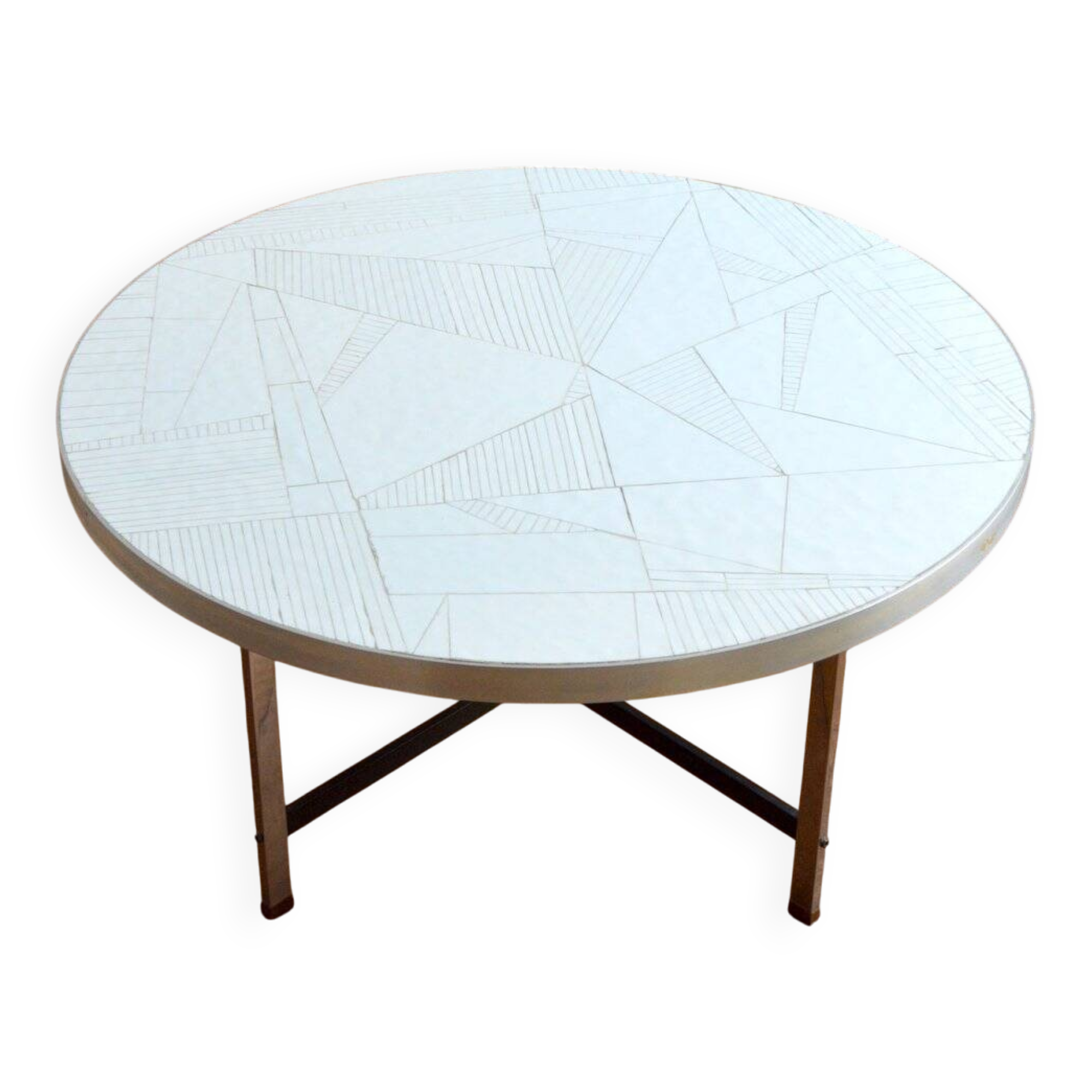 Round coffee table by Berthold Müller – Oerlinghausen / Germany