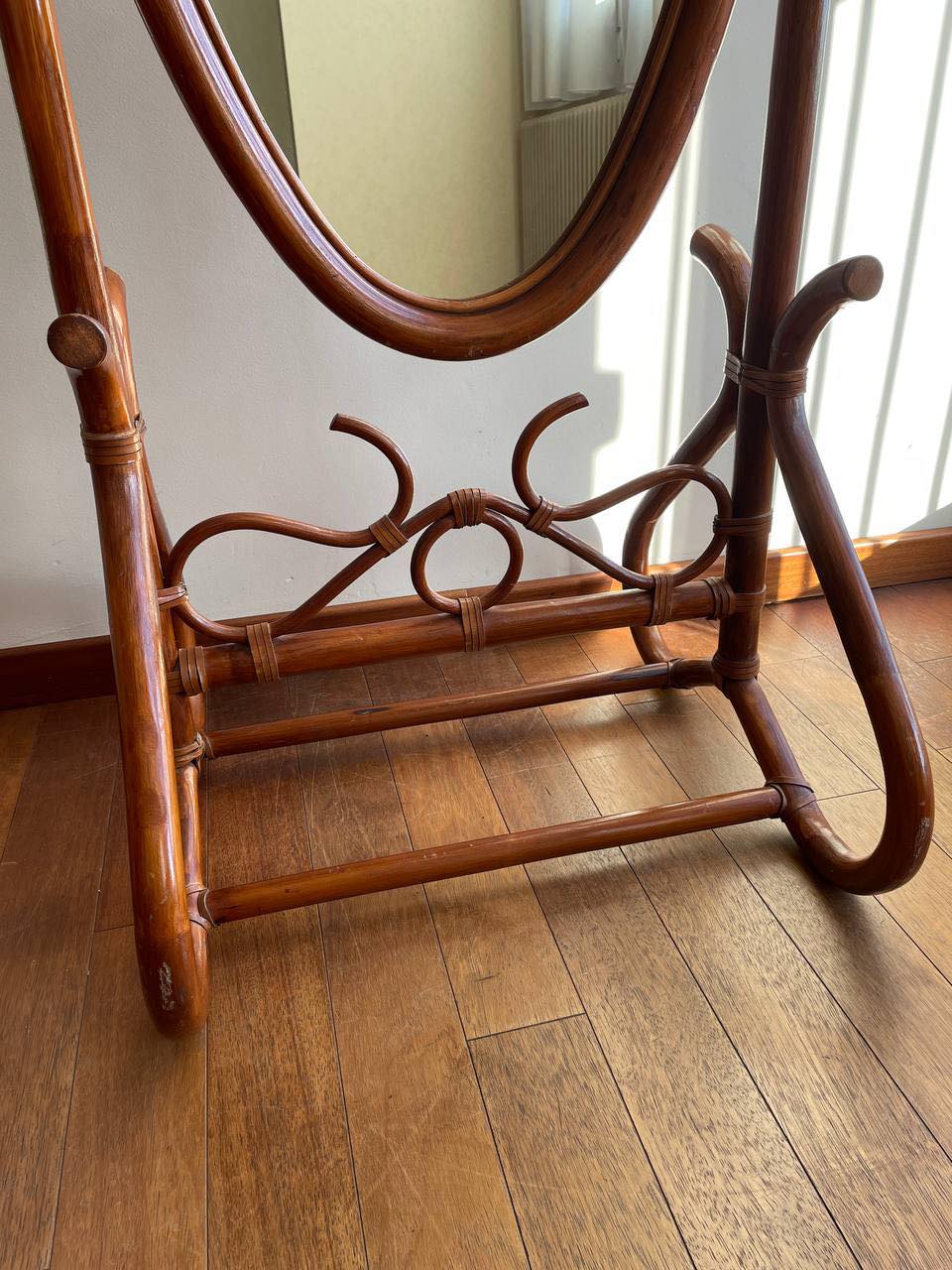 Psyché miroir rotin