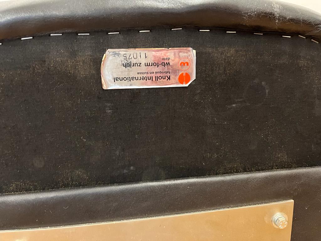 Two armchairs by Eero Saarinen for Knoll international