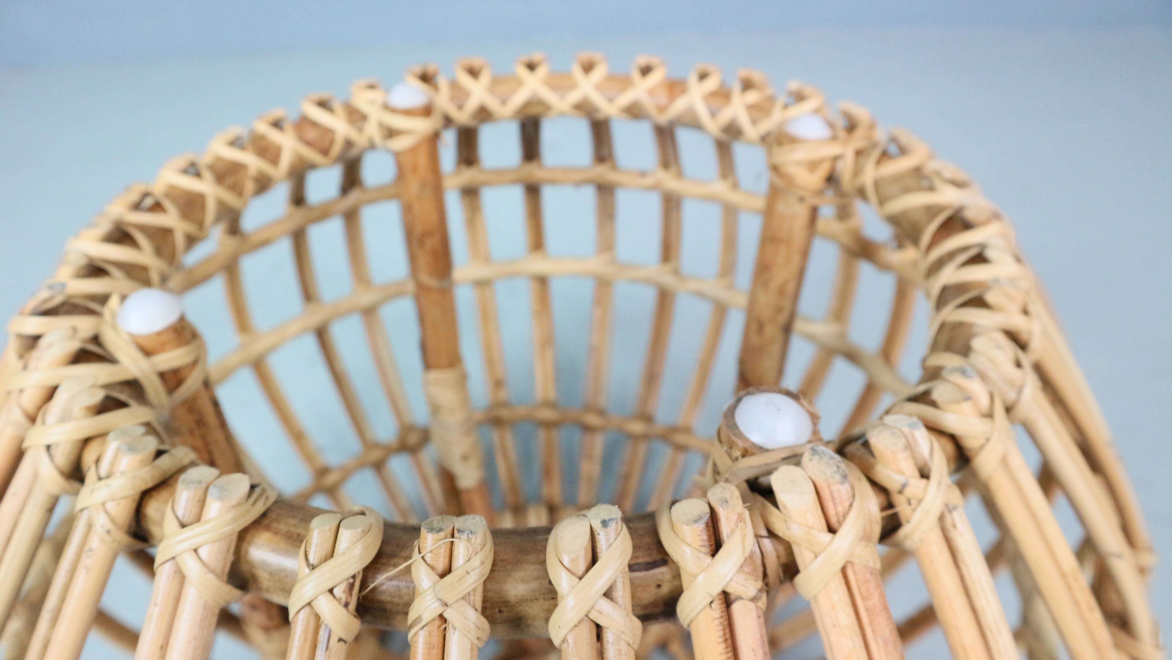 Pouf, jardinière, tabouret ou table d'appoint en rotin vintage des années 1960 par Dirk van Sliedrecht