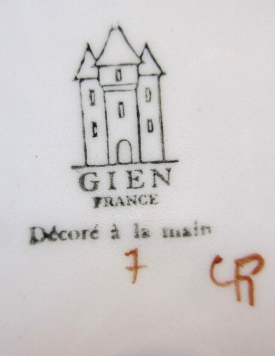 Game model plate signed gien, les oiseaux de chasse, les palombes