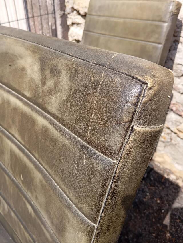 Set of 4 "Cantilever" chairs