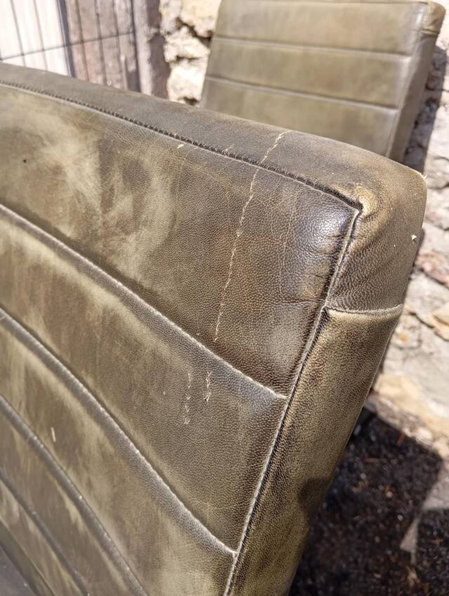 Set of 4 "Cantilever" chairs