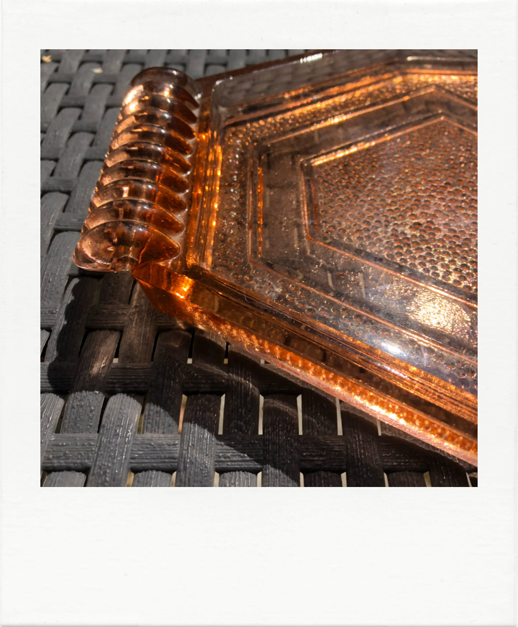 Pink Art Deco liquor service