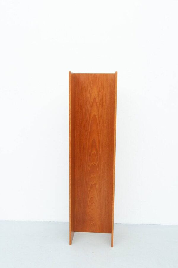 Étagère murale en bois de cerisier par Walter Wirz pour Wilhelm Renz, années 1960.