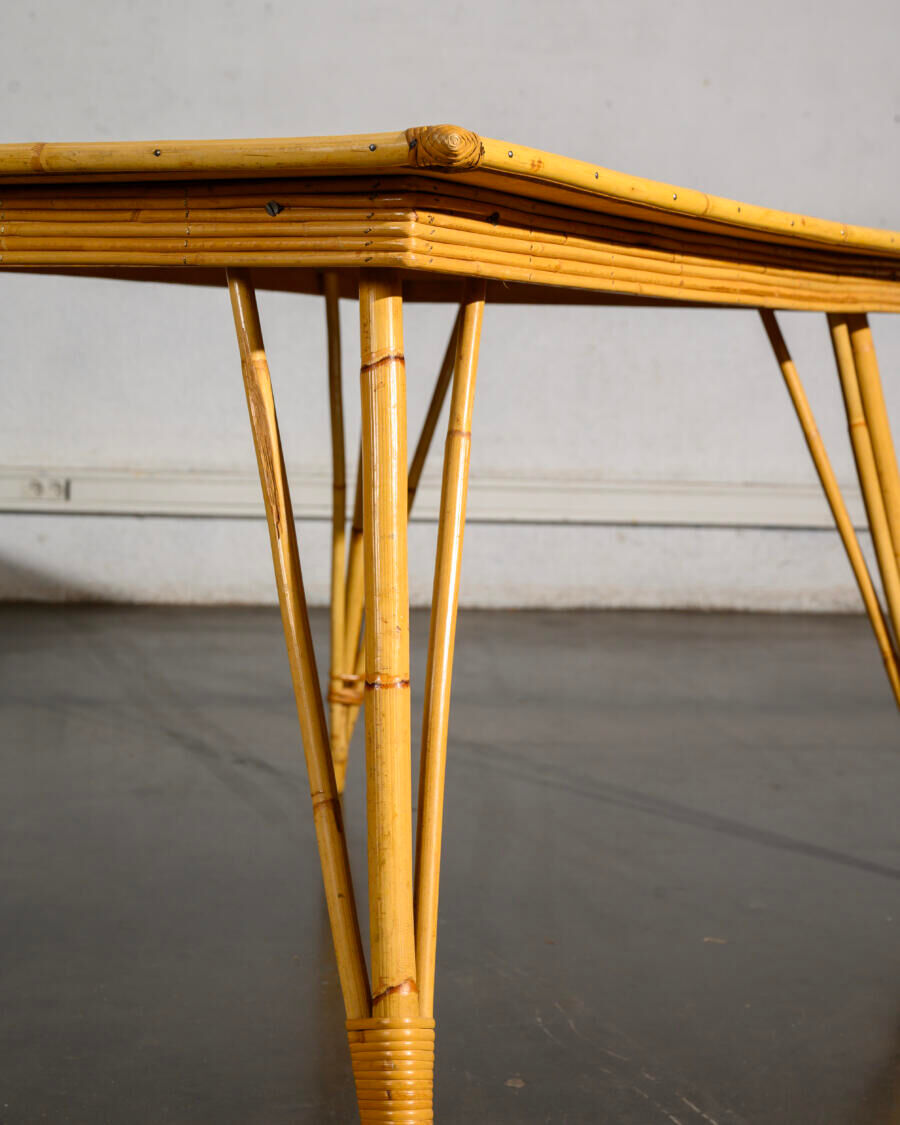Grande table en bambou pieds Eiffel