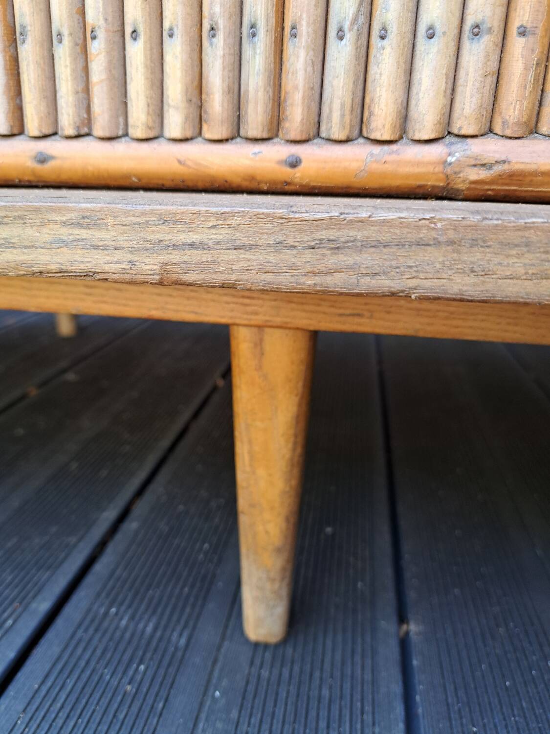 Bamboo and rattan counter