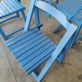 Set of 4 vintage folding chairs